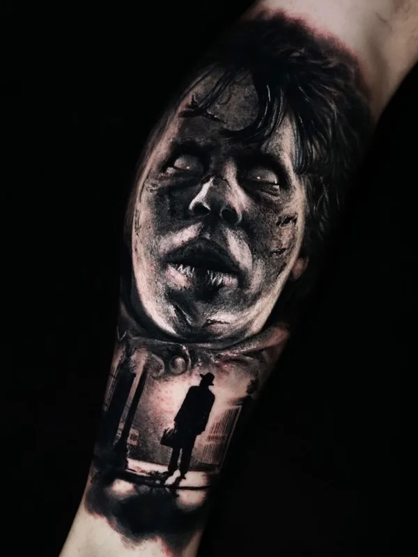 black and grey realism tatuaje en forearm #39440 | Tatuador Adrian Sanchez