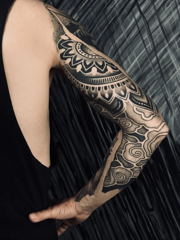 black and grey ornamental tattoo auf full sleeve #55277 | Tätowierer Platon Sosnitsky