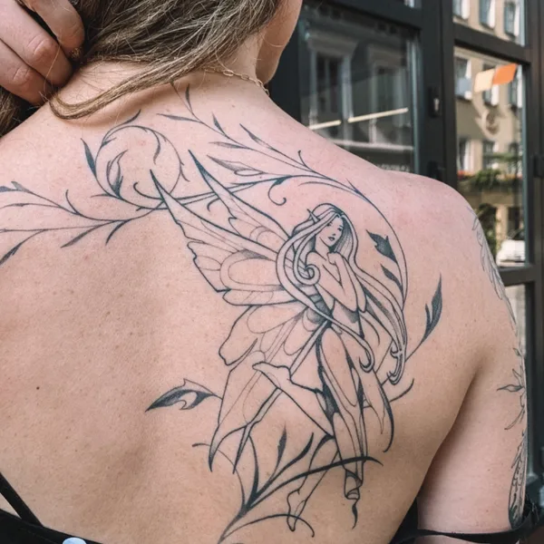 Linework tattoo by Alena Fares in Moscow