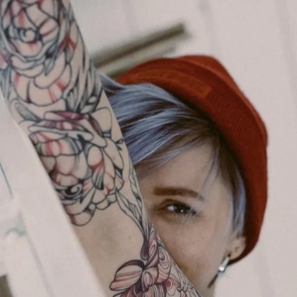Linework tattoo by Alena Fares in Moscow