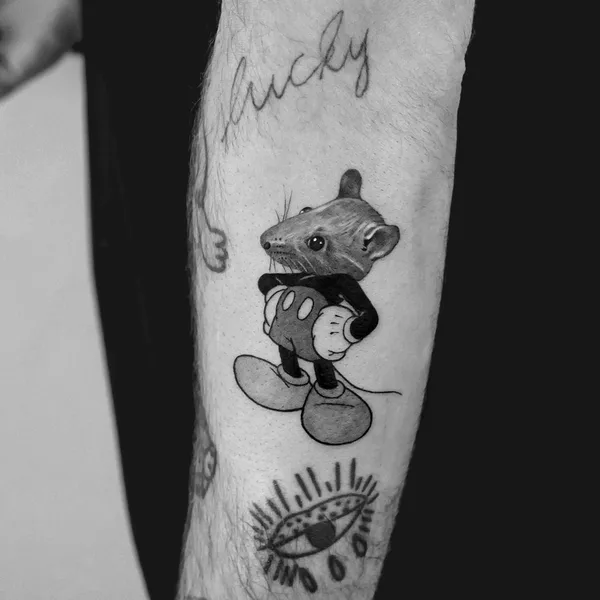 Micro Realism tattoo by Dani Sanz in Madrid