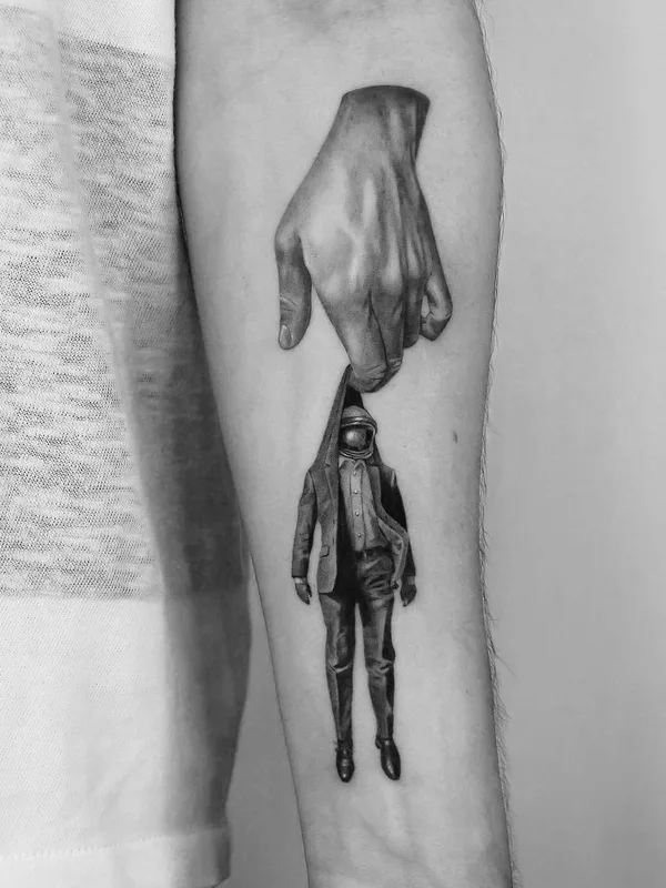 black and grey realism 纹身 在 forearm #55863 | 纹身师 Dani Sanz