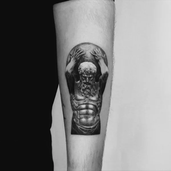 Micro Realism tattoo by Dani Sanz in Madrid