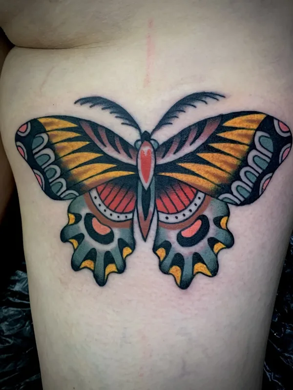 color traditional Tatuaggio su thigh #71919 | Tatuatore Stef Bastián