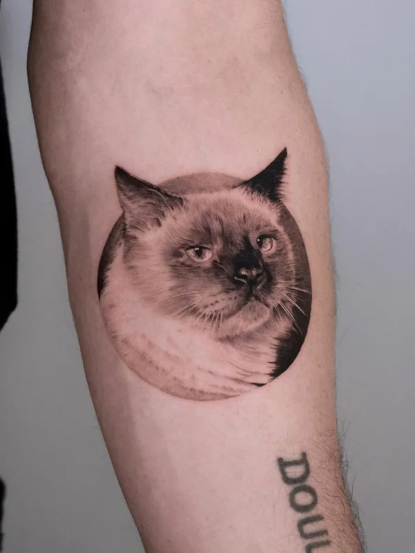 black and grey realism tatouage sur forearm #58139 | Artiste tatoueur Jake Berry