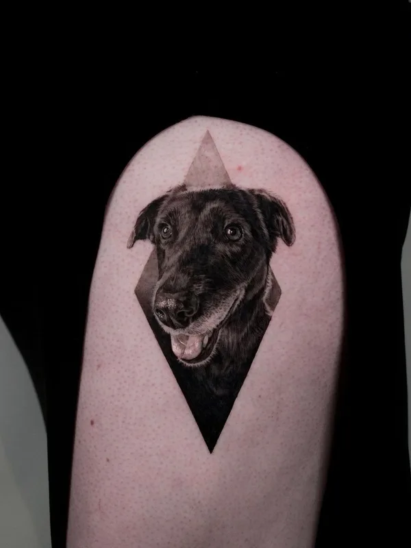 black and grey realism tatouage sur shoulder #58132 | Artiste tatoueur Jake Berry