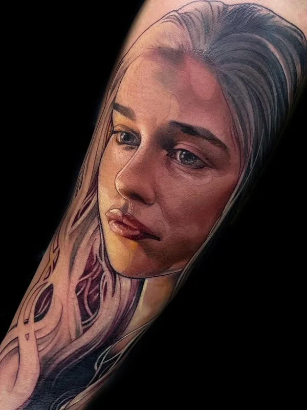 female color realism татуировка на forearm #58220 | Тату мастер Gerardo Valerio