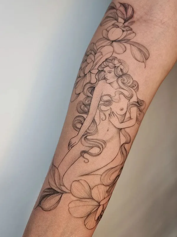 female black and grey fineline 纹身 在 forearm #58710 | 纹身师 Karol Dias