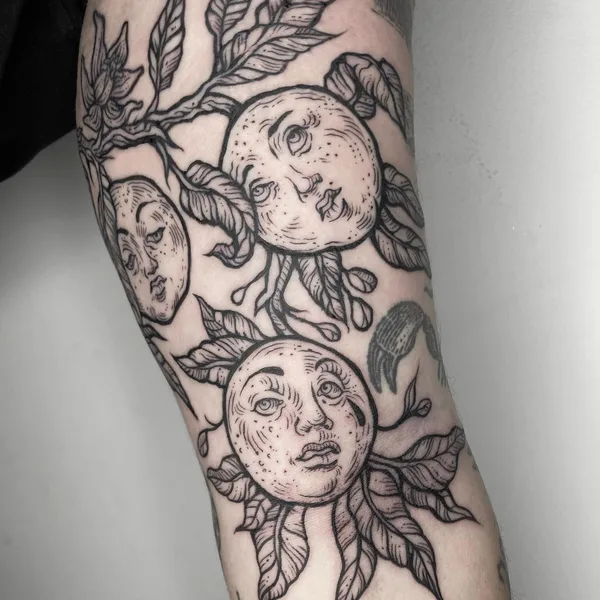 Graphic tattoo by Zuza Gałuszka in Wrocław