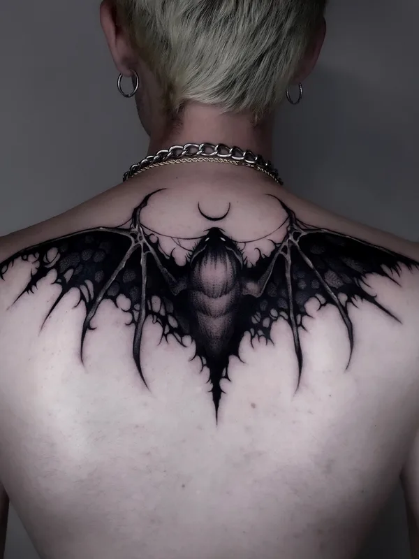 black blackwork 타투 부위 upper back #74318 | 타투이스트 METH FAWN