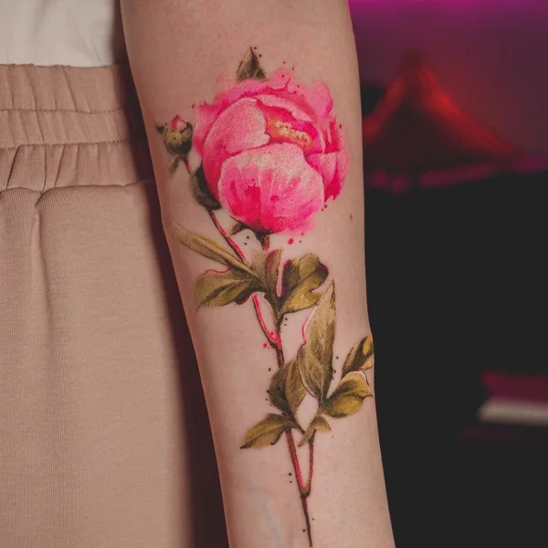 Feminine tattoo by Diana Ivashkevich in Bautzen