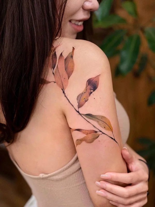 female color botanic 纹身 在 shoulder #44228 | 纹身师 Qiqi