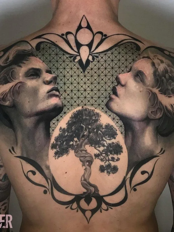 black and grey realism tatuaje en full back #44258 | Tatuador Lisa Ammer