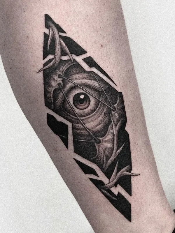 black and grey biomechanical татуировка на calf #44276 | Тату мастер Женя Wiz