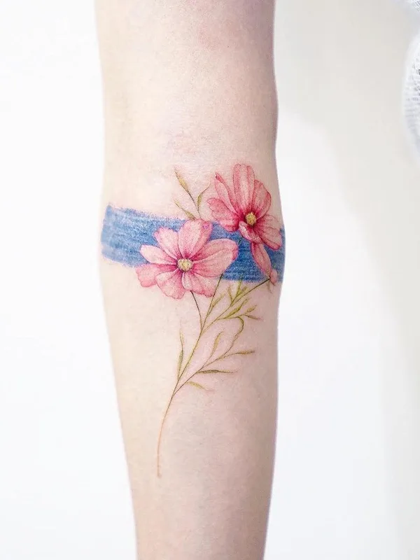 female color watercolor tattoo auf forearm #44333 | Tätowierer Mini Lau