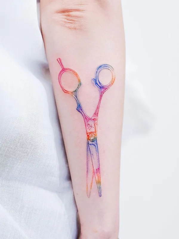 color watercolor tattoo auf forearm #44323 | Tätowierer Mini Lau