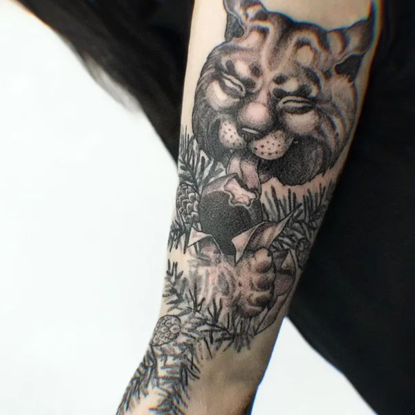 neotraditional tattoo by Анастасия Паутова in Новосибирск