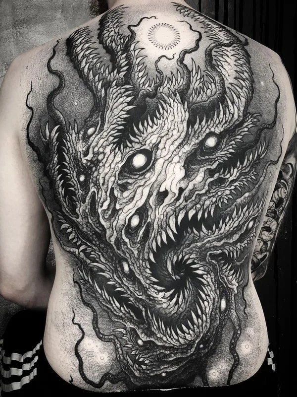 black and grey blackwork татуировка на full back #50179 | Тату мастер Maldenti