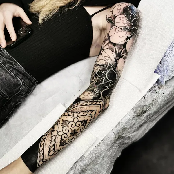 Graphic tattoo by Boris Bianchi in Miami