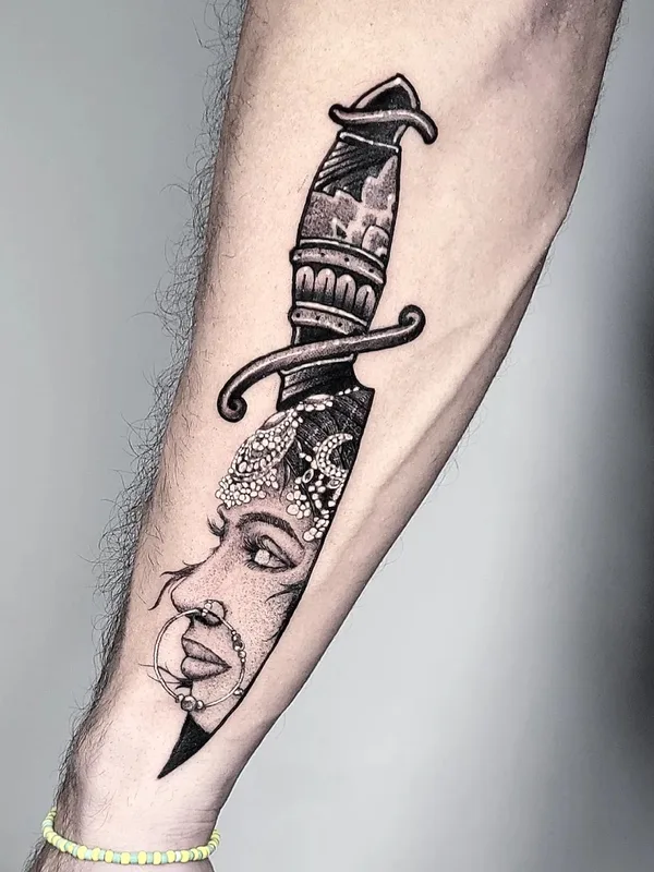 black and grey blackwork 타투 부위 forearm #63943 | 타투이스트 Boris Bianchi