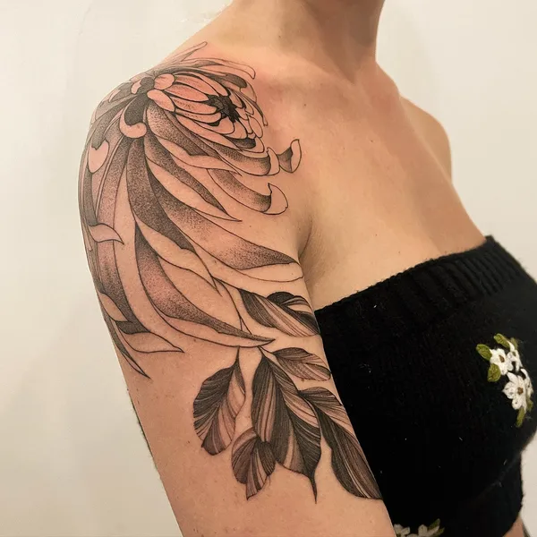 Graphic tattoo by Suroshinn in Miami