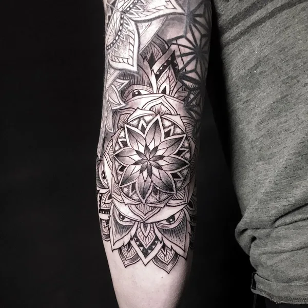 Polynesian tattoo by @javieracero in Miami