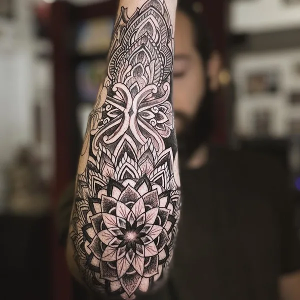 Polynesian tattoo by @javieracero in Miami