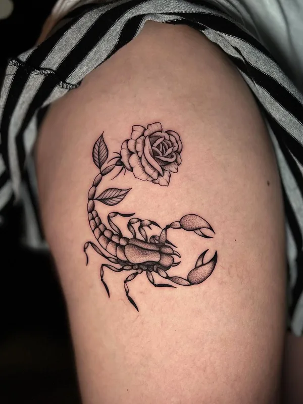 black and grey blackwork 타투 부위 thigh #64011 | 타투이스트 Chris Tamborelli
