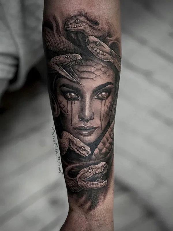 black and grey realism татуировка на forearm #64015 | Тату мастер @ikova_ink