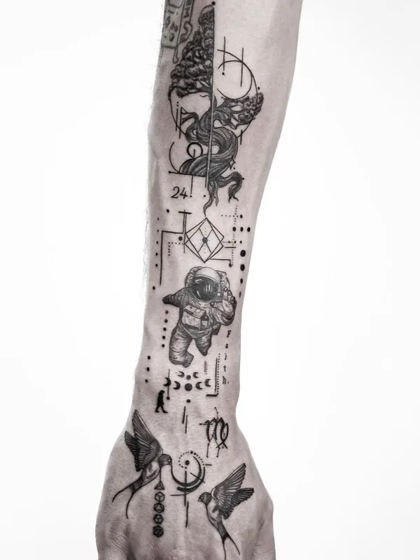 men black abstract, graphic, fineline 타투 부위 forearm #64036 | 타투이스트 KathePla