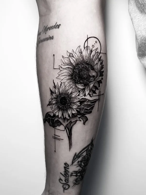 female black abstract, graphic, fineline 타투 부위 forearm #64039 | 타투이스트 KathePla