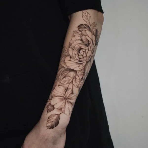 Graphic tattoo by Raul Dares in Miami