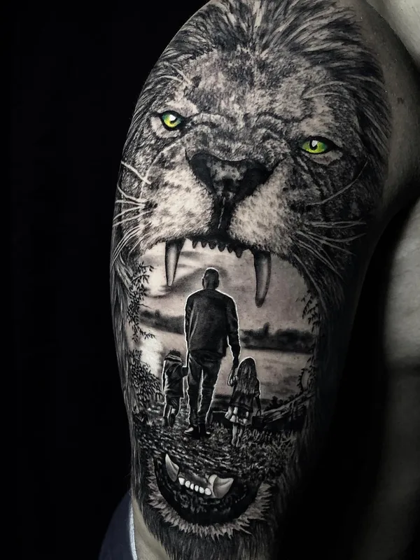 black and grey realism tattoo auf upper arm #28867 | Tätowierer Walace Sales