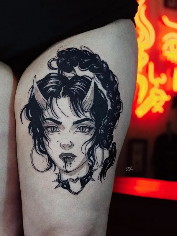 female black blackwork tattoo auf thigh #41174 | Tätowierer Валерия Волохова