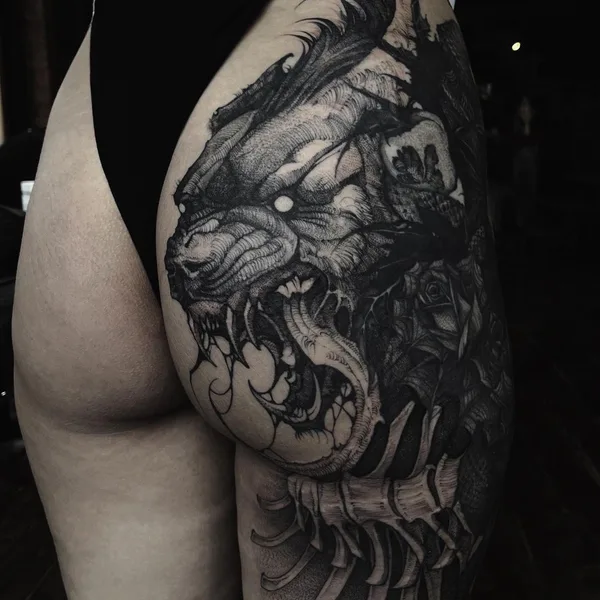 Graphic tattoo by Александра Возякова in Saint Petersburg