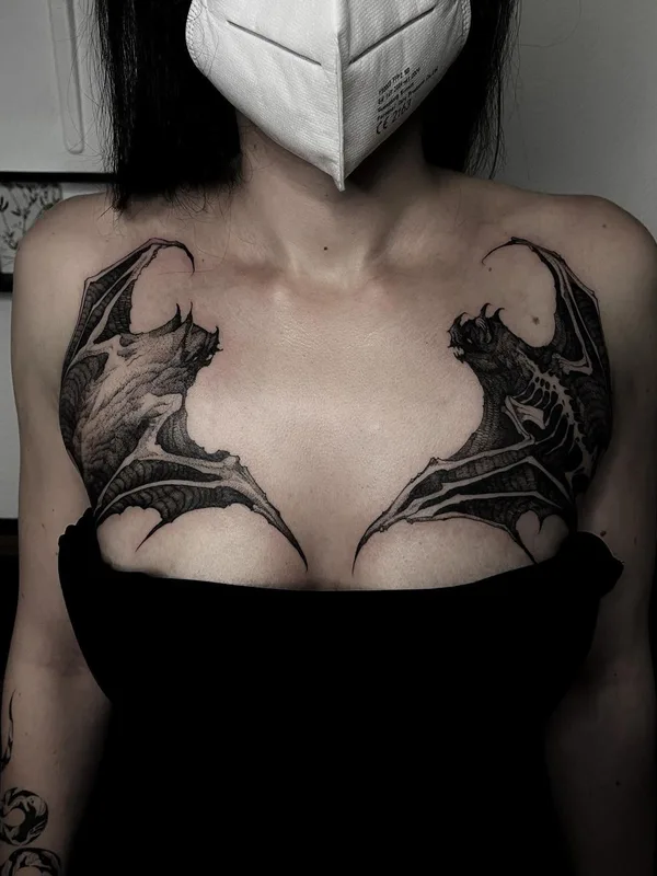 female black and grey blackwork татуировка на chest #59511 | Тату мастер Александра Возякова