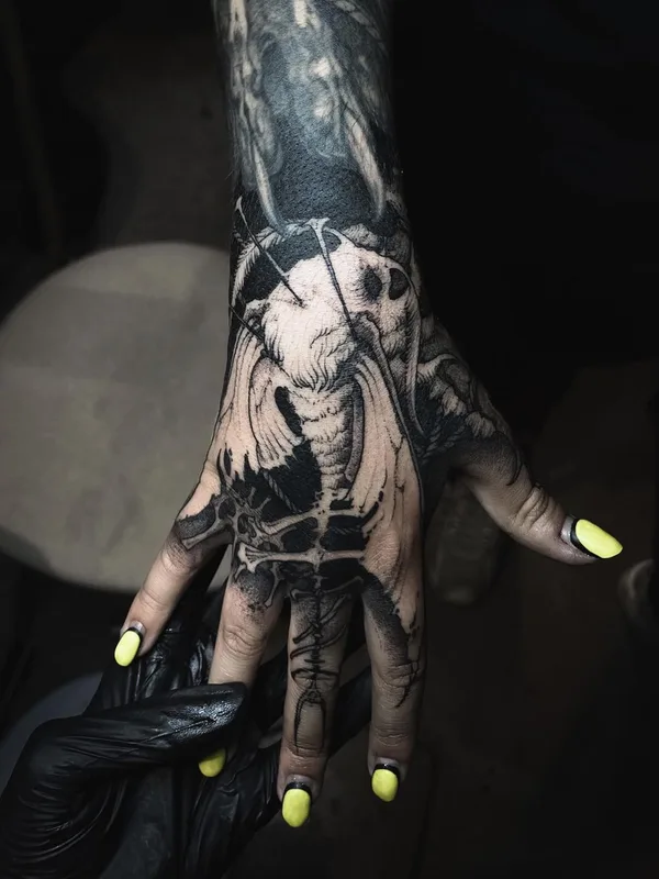 black blackwork татуировка на hand #59514 | Тату мастер Александра Возякова