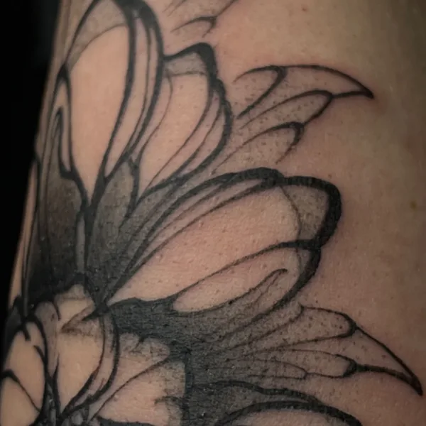Graphic tattoo by Дмитрий Павлов in Saint Petersburg