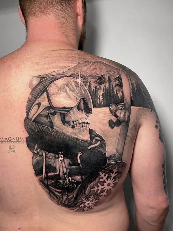 male black and grey realism татуировка на upper back #44365 | Тату мастер Евгений Павликов