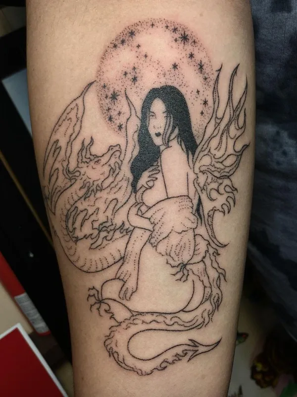 black linework tattoo auf forearm #44417 | Tätowierer Tati Compton