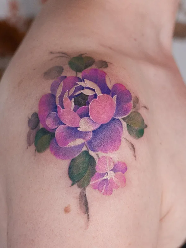 female color watercolor, realism, botanic 타투 부위 shoulder #60072 | 타투이스트 Svetlana Ehrt