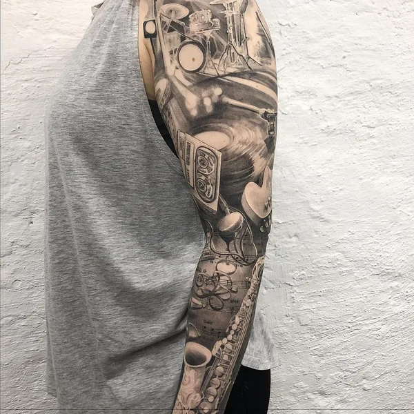 Реализм tattoo by Ellen Westholm