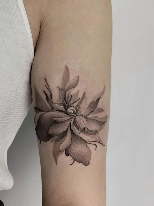 black and grey black and grey татуировка на upper arm #52969 | Тату мастер Максим Пишунов