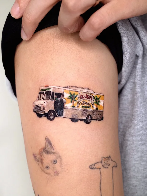 color illustrative татуировка на upper arm #53508 | Тату мастер SooSoo