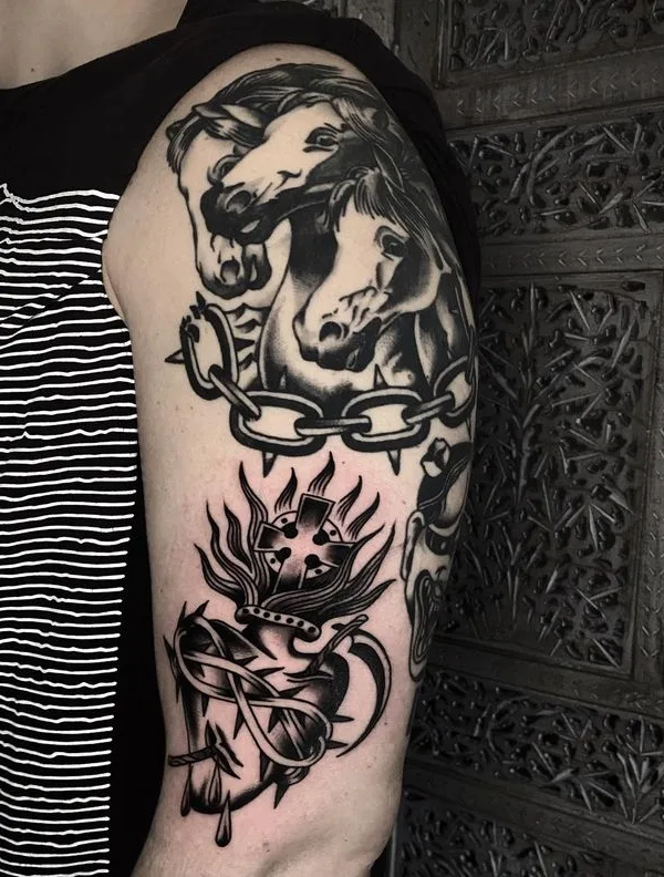 black and grey blackwork 타투 부위 upper arm #66015 | 타투이스트 Mattia Esposito