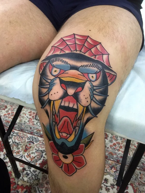 color traditional татуировка на knee #67764 | Тату мастер True Hardcore