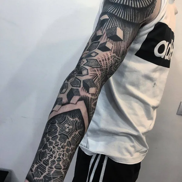 Dotwork tattoo by Daniele Lo Scritto in Zürich