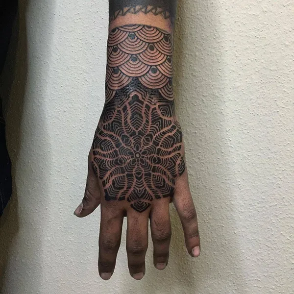 Dotwork tattoo by Daniele Lo Scritto in Zürich