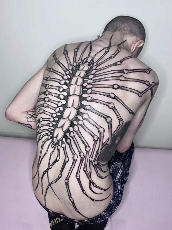 black and grey biomechanical татуировка на full back #70429 | Тату мастер Лика Лесова