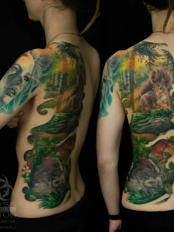 female color realism tatouage sur full back #32380 | Artiste tatoueur Александр Эбисс